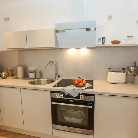 Weinquartier Lindenring 45 Qm 2 Sz Altstadt Kueche Kaffee