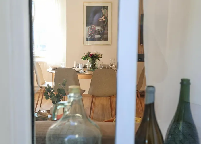 WEINQUARTIER NAUMBURG Lindenring 45 qm 2 SZ Altstadt Kaffee Küche Naumburg (Saale)