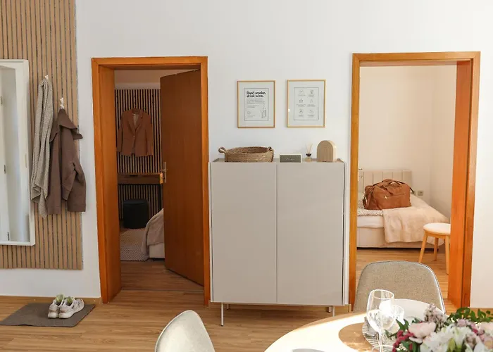 WEINQUARTIER NAUMBURG Lindenring 45 qm 2 SZ Altstadt Kaffee Küche Apartamento Naumburg (Saale)