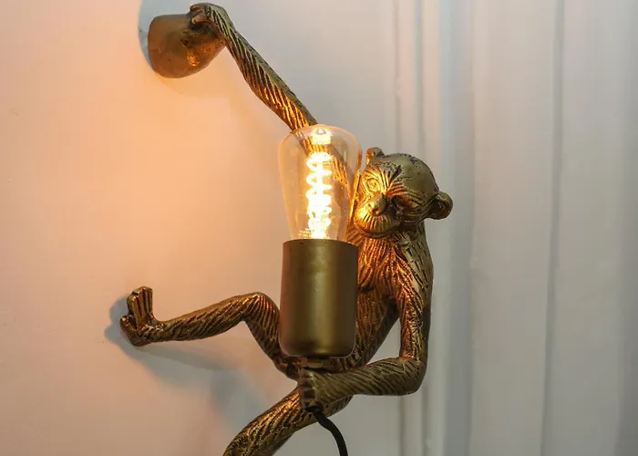 WEINQUARTIER NAUMBURG Lindenring 45 qm 2 SZ Altstadt Kaffee Küche * Naumburg (Saale)